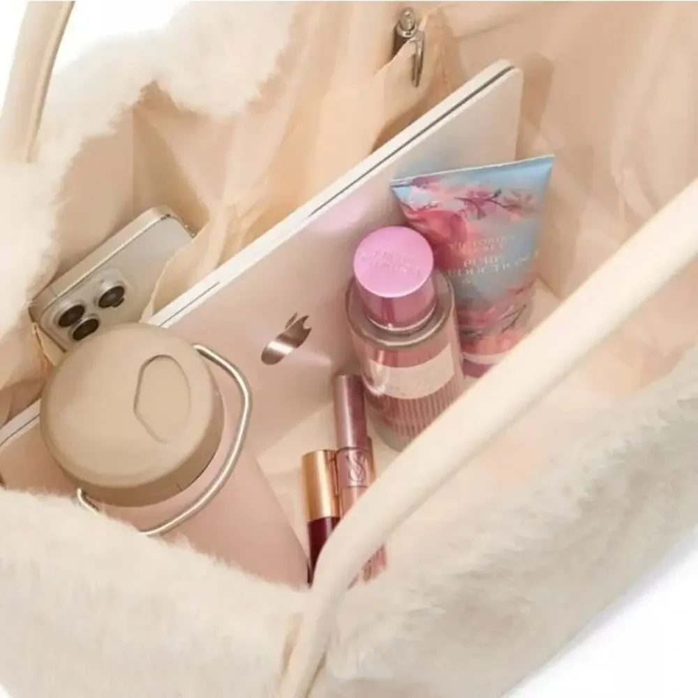 Victoria's Secret Cozy Blanket Throw and Faux Fur Tote Bag Set - White Pink